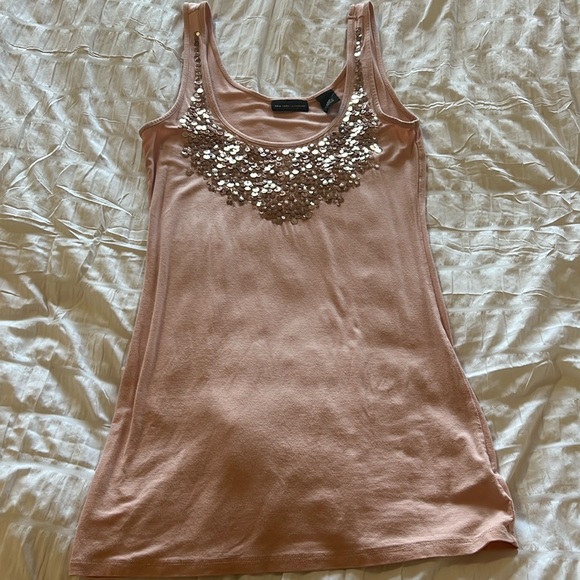 New York & Company salmon color tank top - Picture 1 of 3